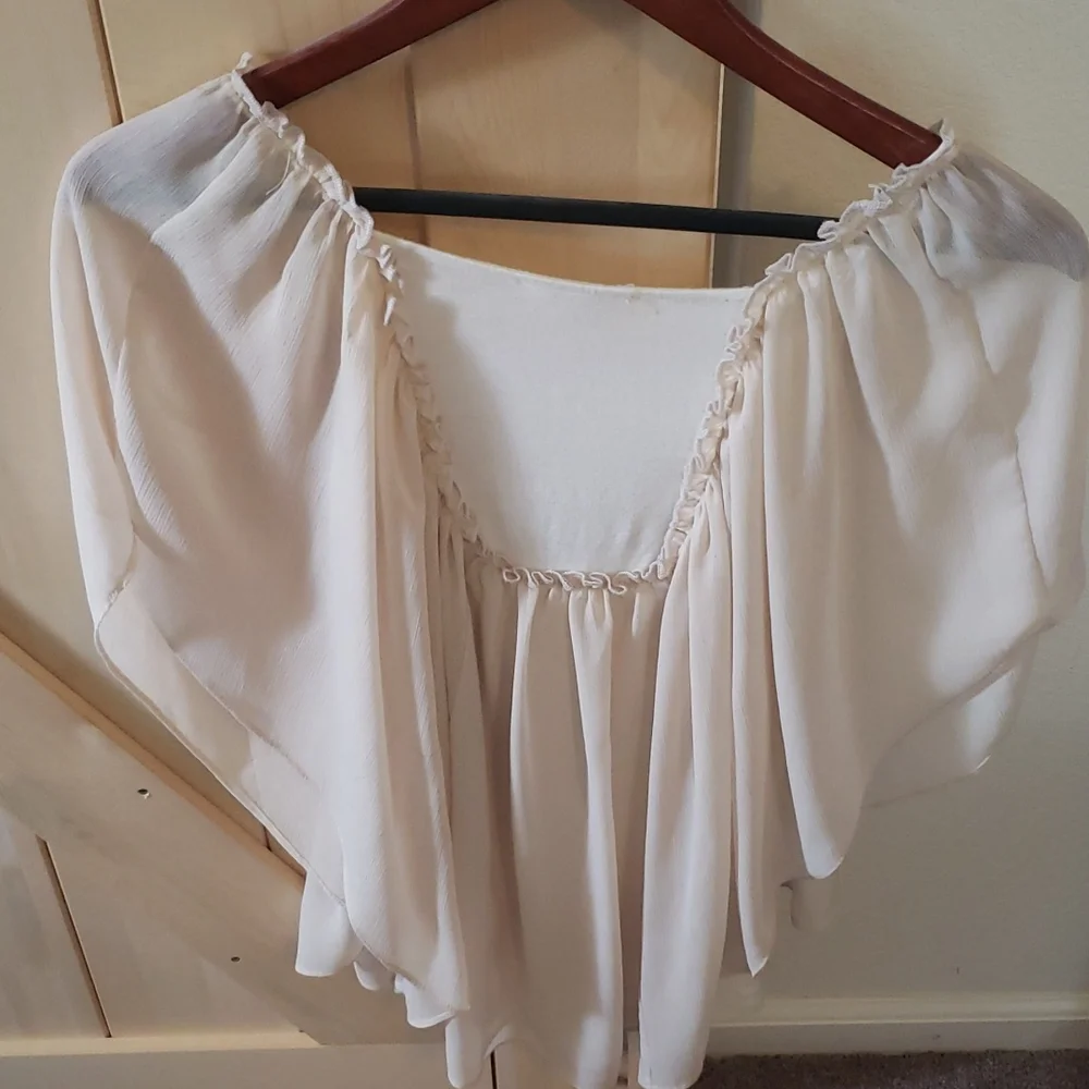 Top - Picture 2 of 2